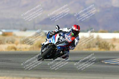 media/Feb-12-2022-SoCal Trackdays (Sat) [[3b21b94a56]]/Turn 4 (10am)/